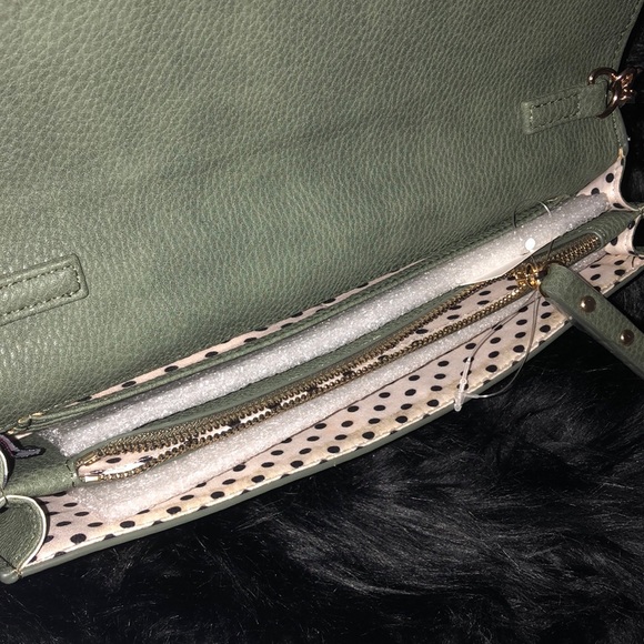 Urban Expressions Black Envelope Clutch - Picture 3 of 4